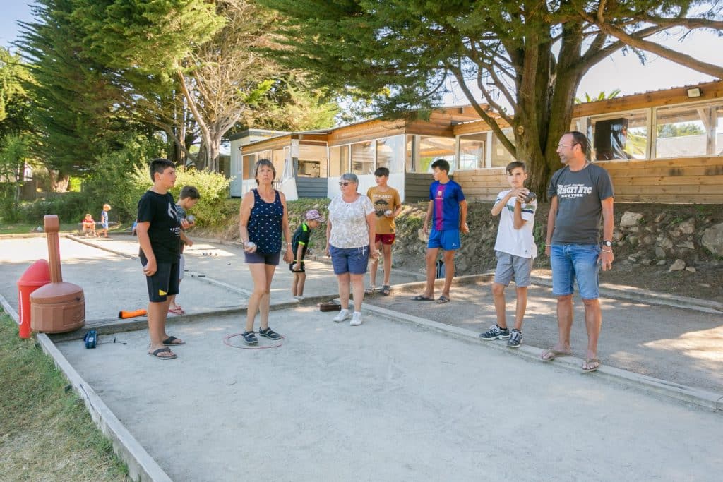 Concours de pétanque au camping