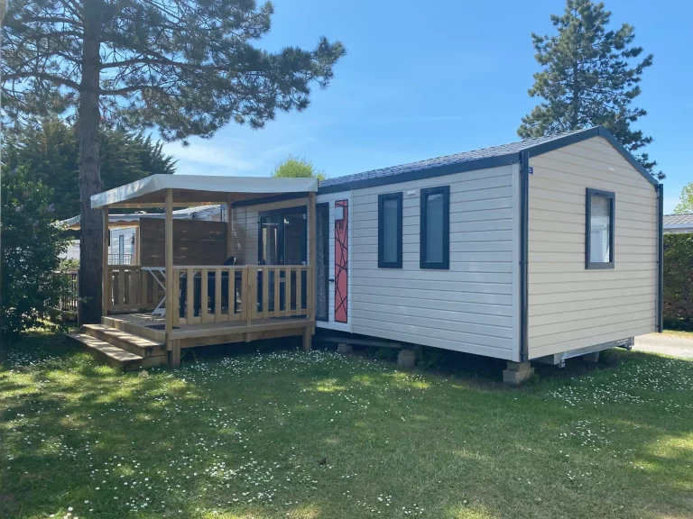 Mobil-home entouré de nature en Bretagne